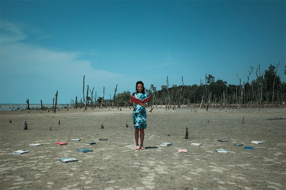 Photo by Funkydali. theweddingnotebook.com