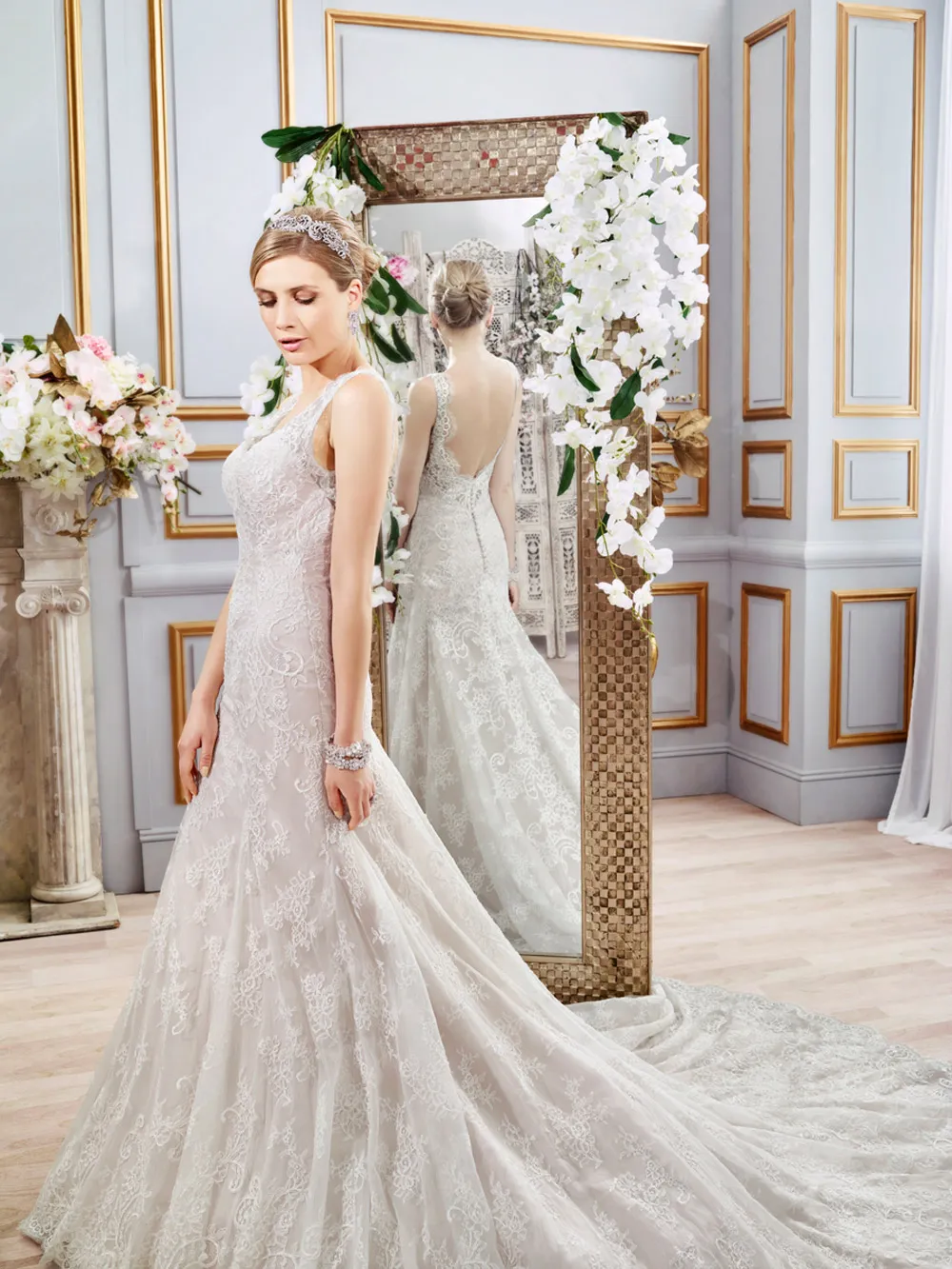 Val Stefani Spring 2016 Collection. theweddingnotebook.com