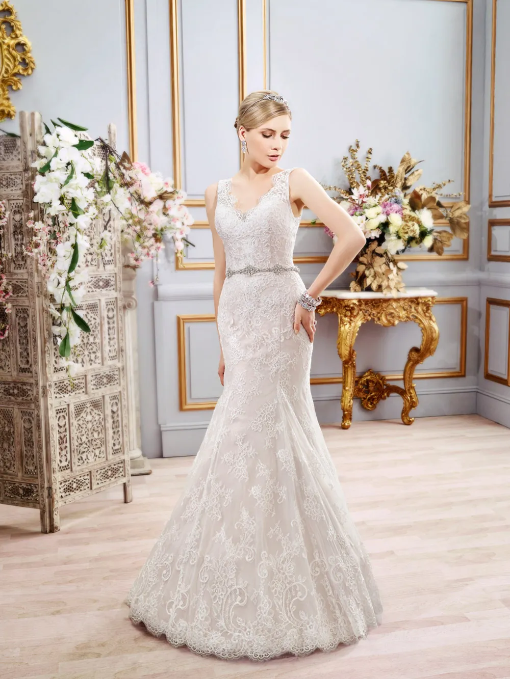 Val Stefani Spring 2016 Collection. theweddingnotebook.com