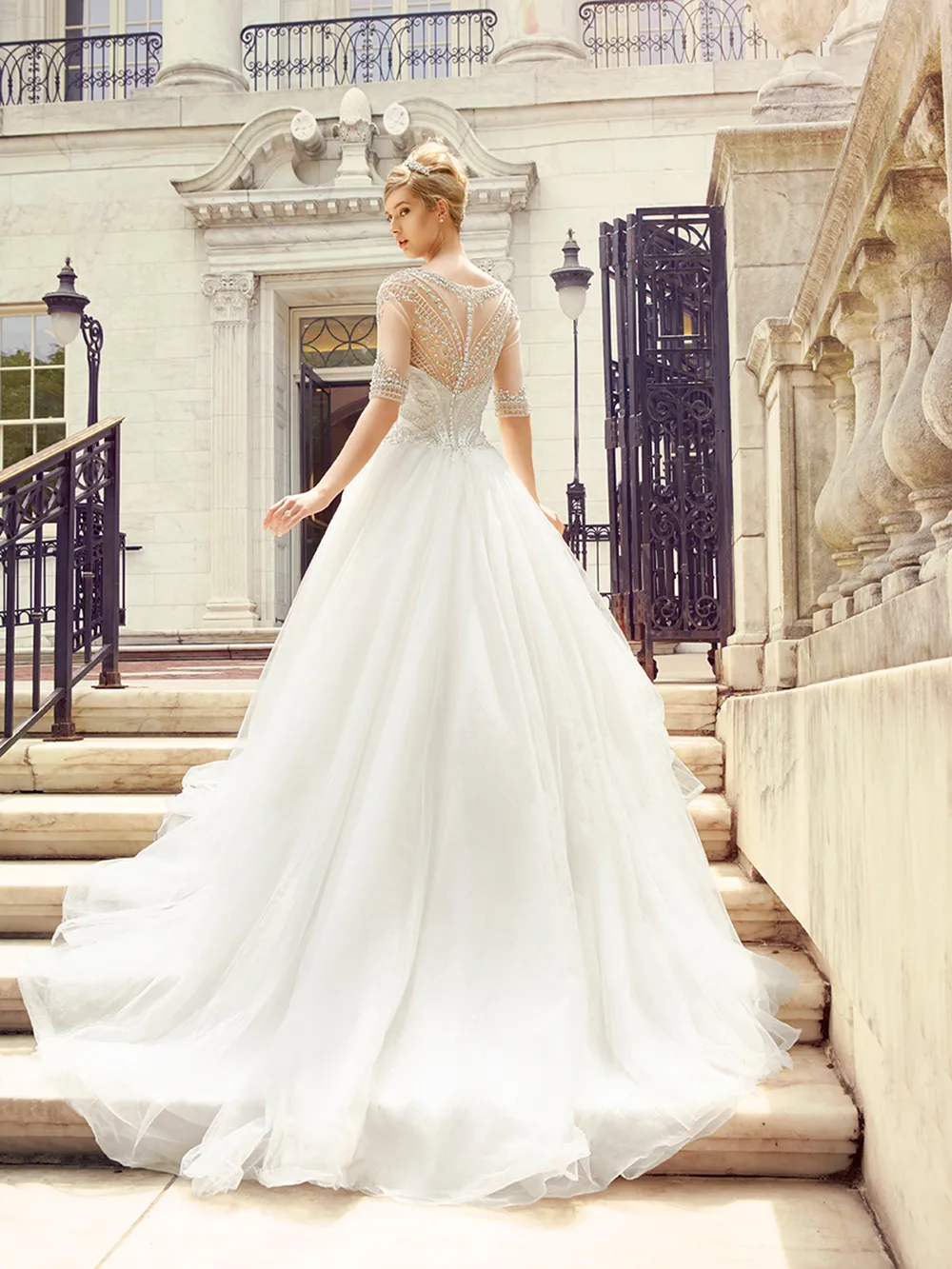 Val Stefani Spring 2017 Collection. theweddingnotebook.com