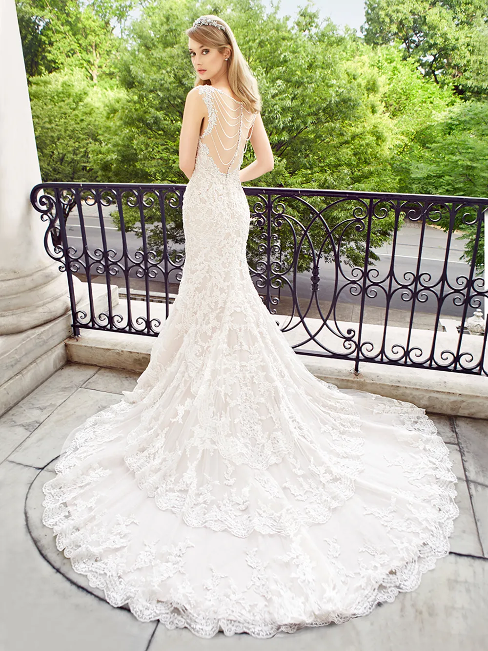 Val Stefani Spring 2017 Collection. theweddingnotebook.com