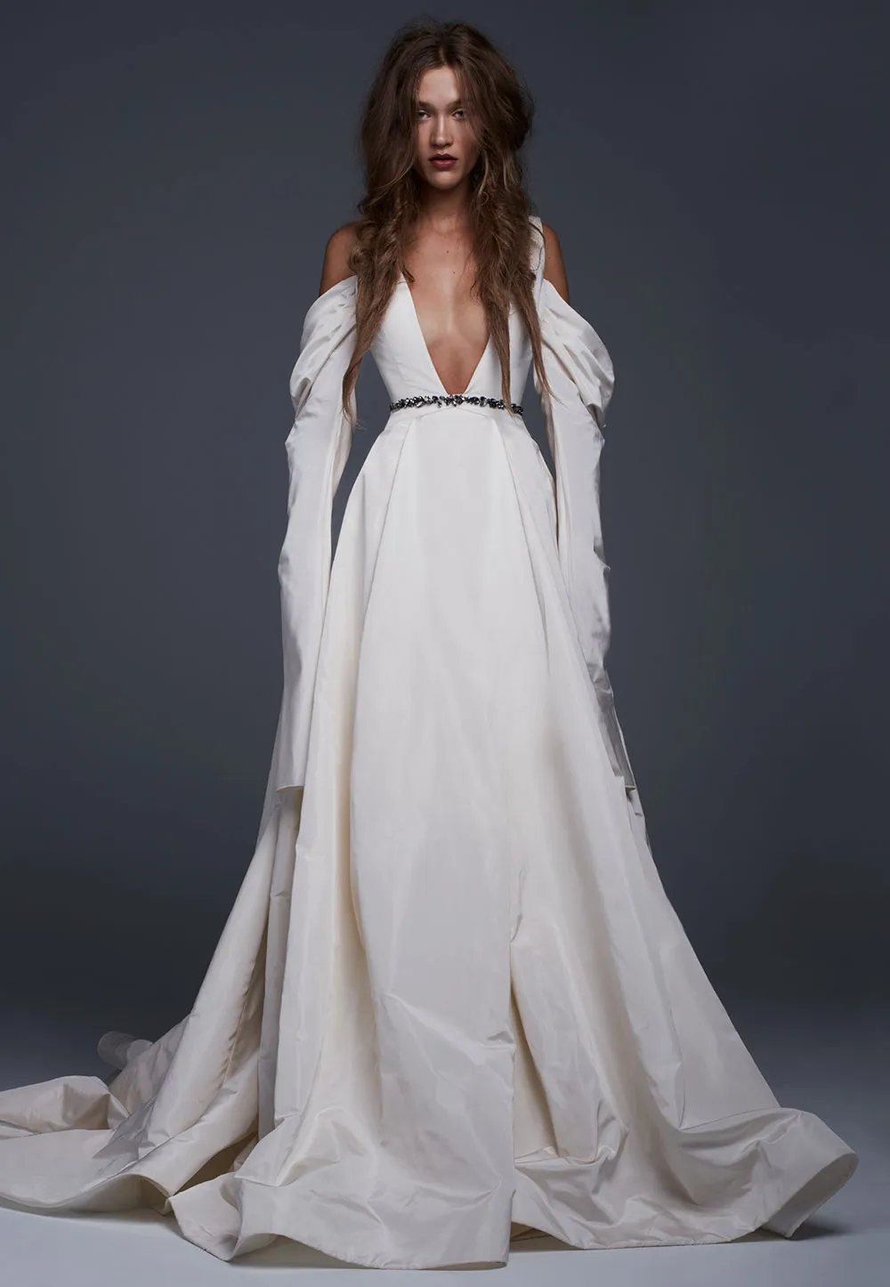 Viviana - Vera Wang Fall 2017 Bridal Collection. theweddingnotebook.com