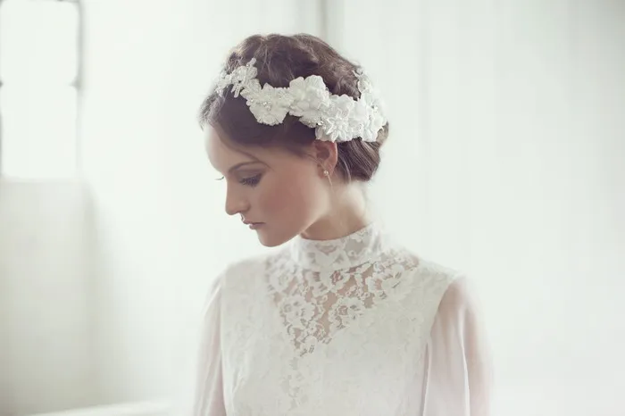 Avette - Viktoria Novak 2014 Collection. theweddingnotebook.com