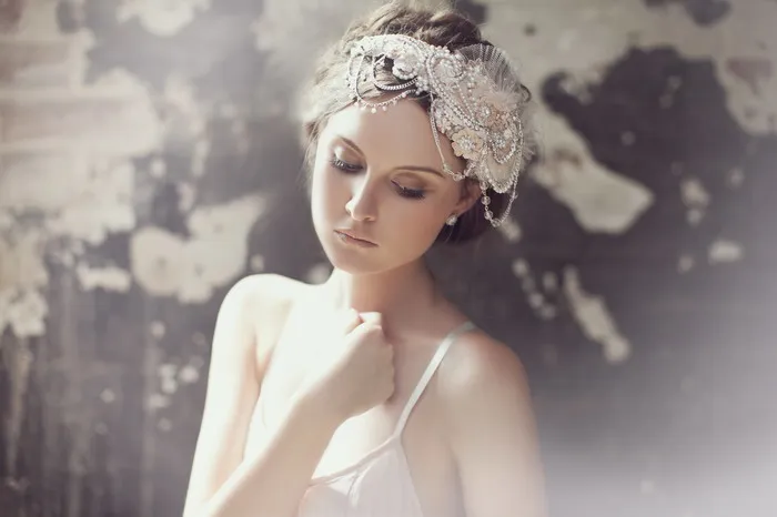 Enchanted - Viktoria Novak 2014 Collection. theweddingnotebook.com