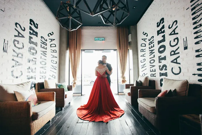 Photo by NDrew Photography. theweddingnotebook.com