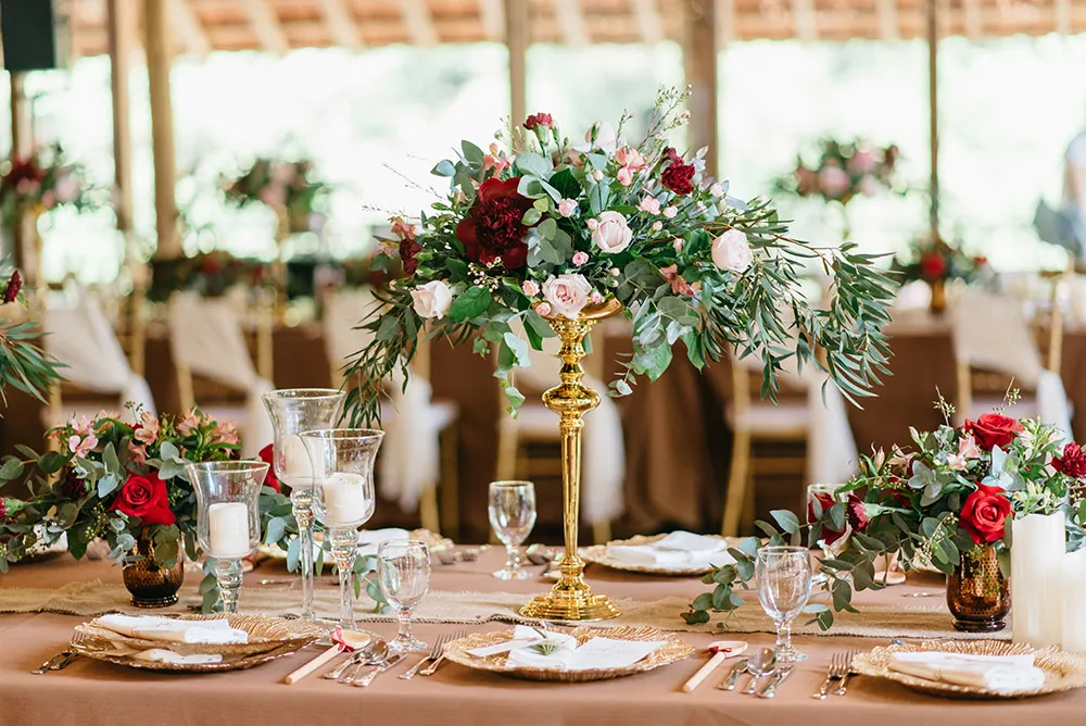 Photo by Peter Herman Photography. Styling by The PeakXperience. theweddingnotebook.com