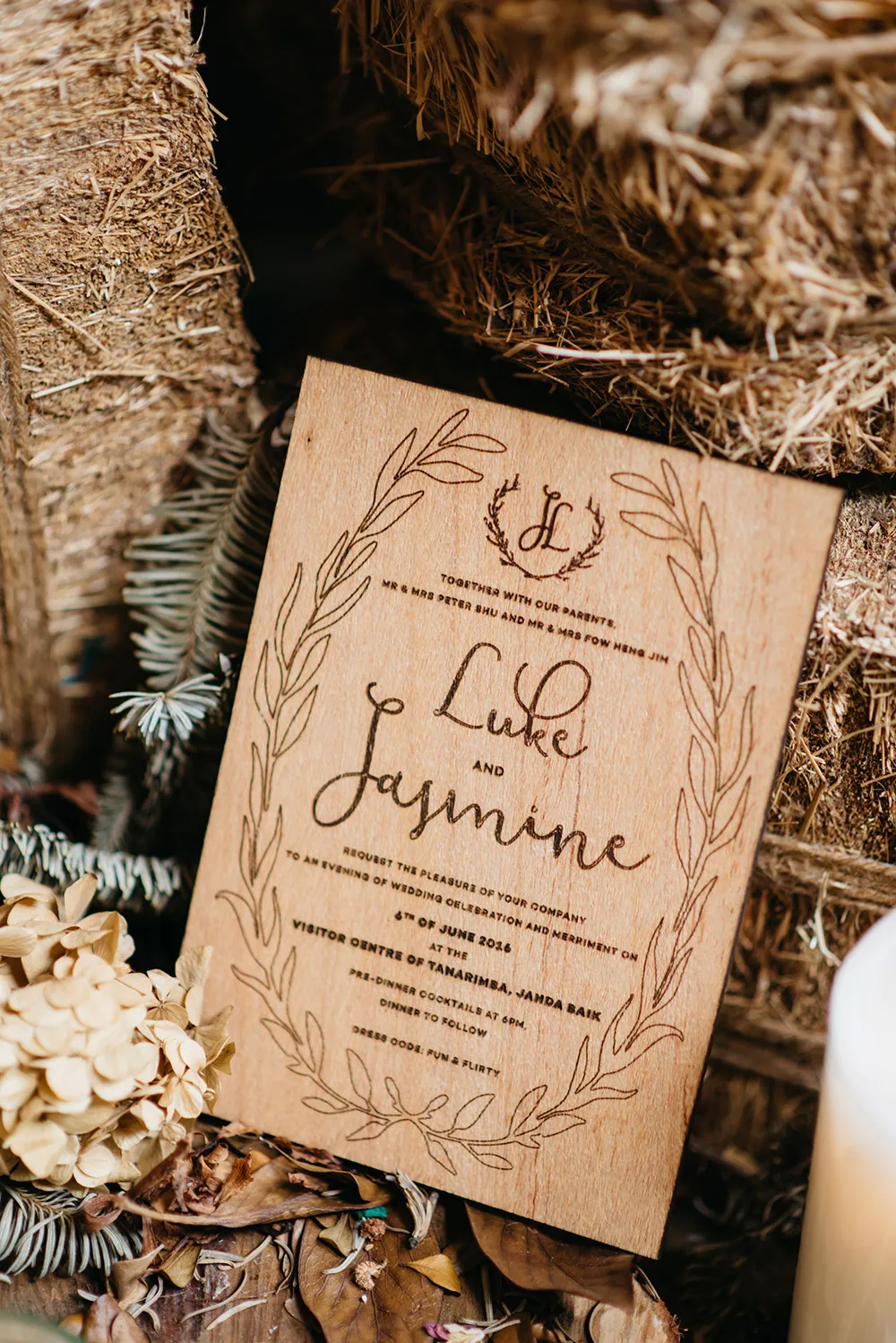 Photo by Peter Herman Photography. Styling by The PeakXperience. theweddingnotebook.com