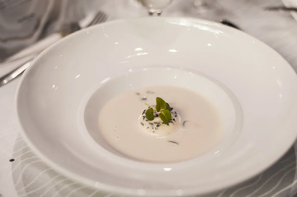 The Westin Kuala Lumpur The Slate Wedding. Photo by Inlight Photos. theweddingnotebook.com