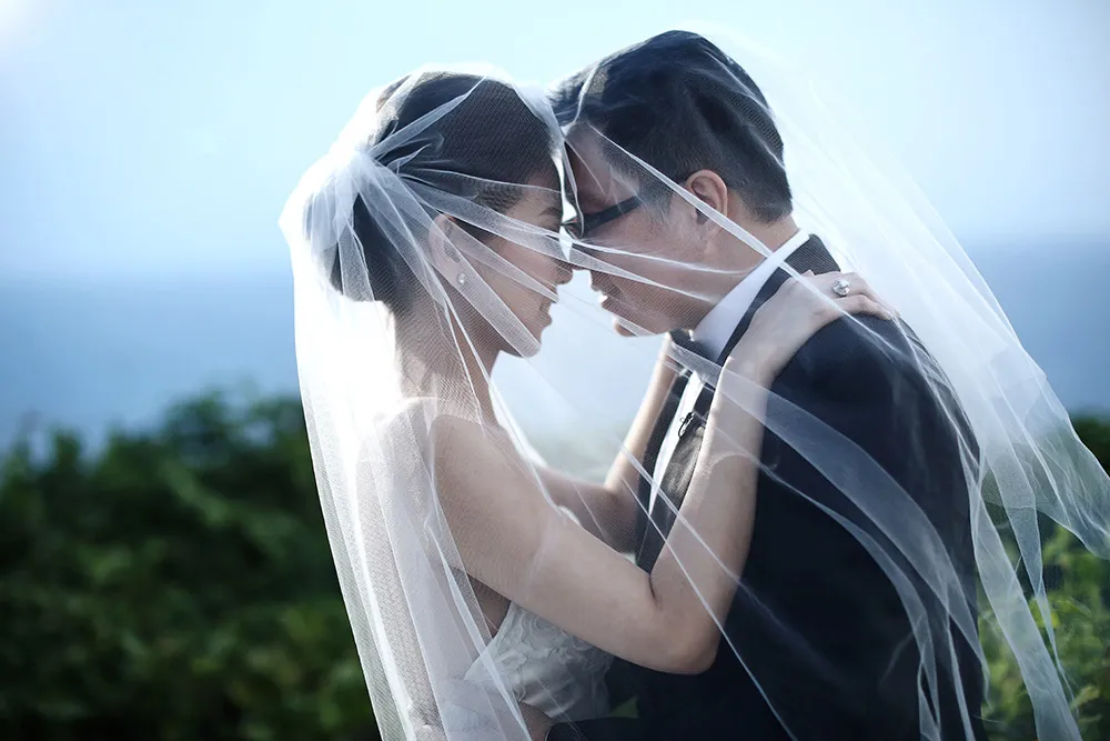 Photo by Axioo. theweddingnotebook.com