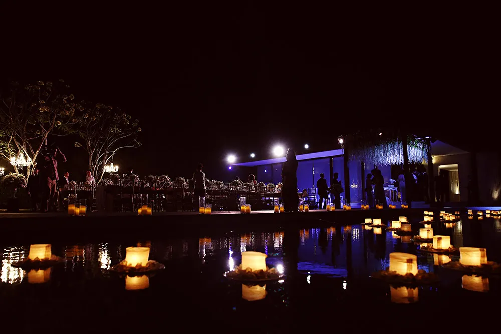 Photo by Axioo. theweddingnotebook.com