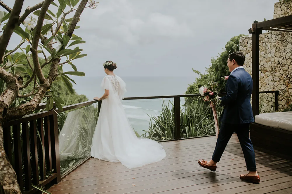 Photo by Punyan Photography. theweddingnotebook.com