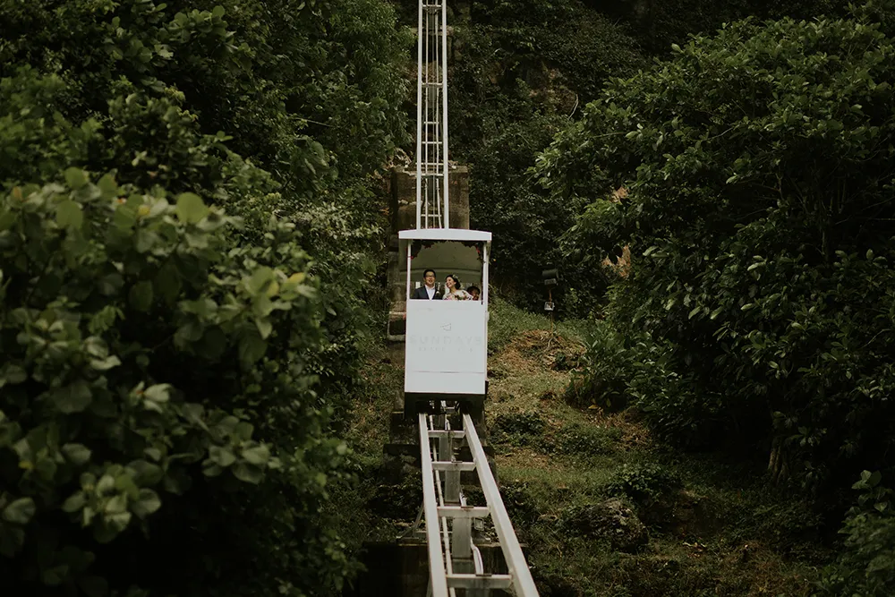 Photo by Punyan Photography. theweddingnotebook.com