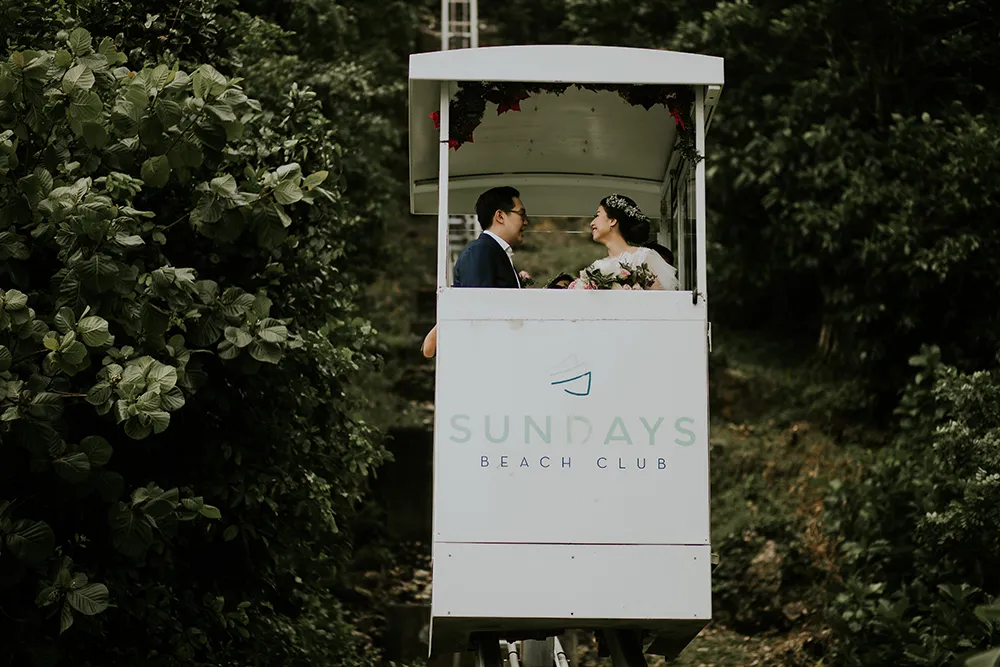 Photo by Punyan Photography. theweddingnotebook.com