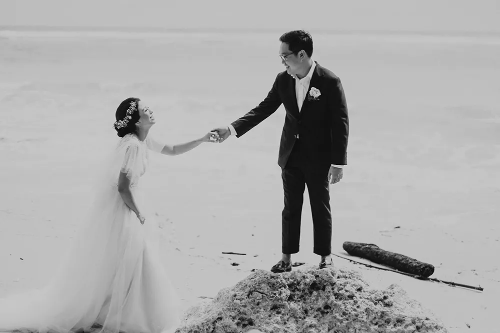 Photo by Punyan Photography. theweddingnotebook.com