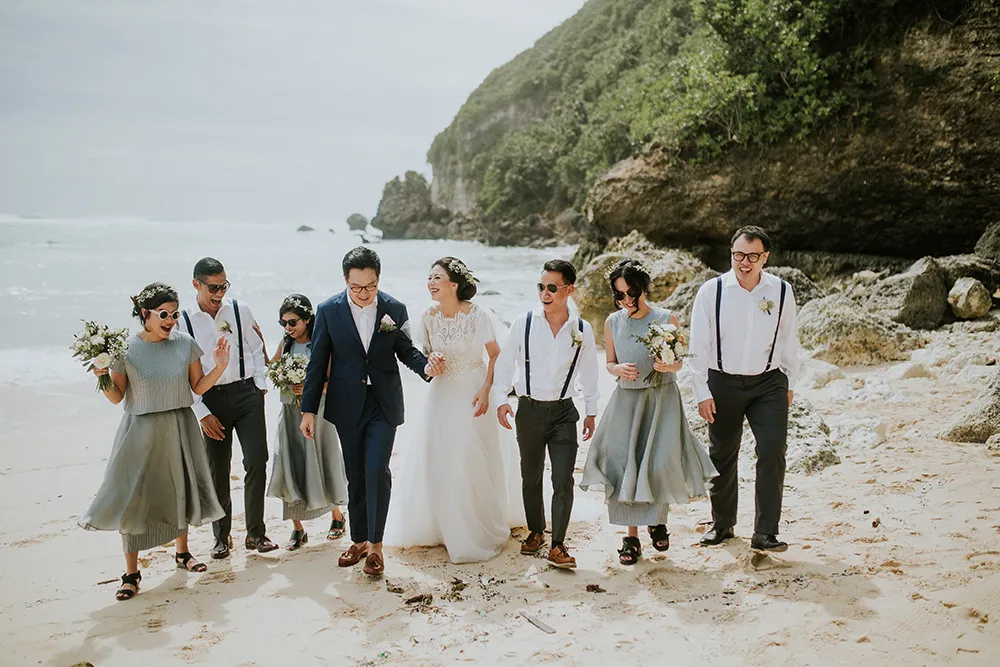 Photo by Punyan Photography. theweddingnotebook.com