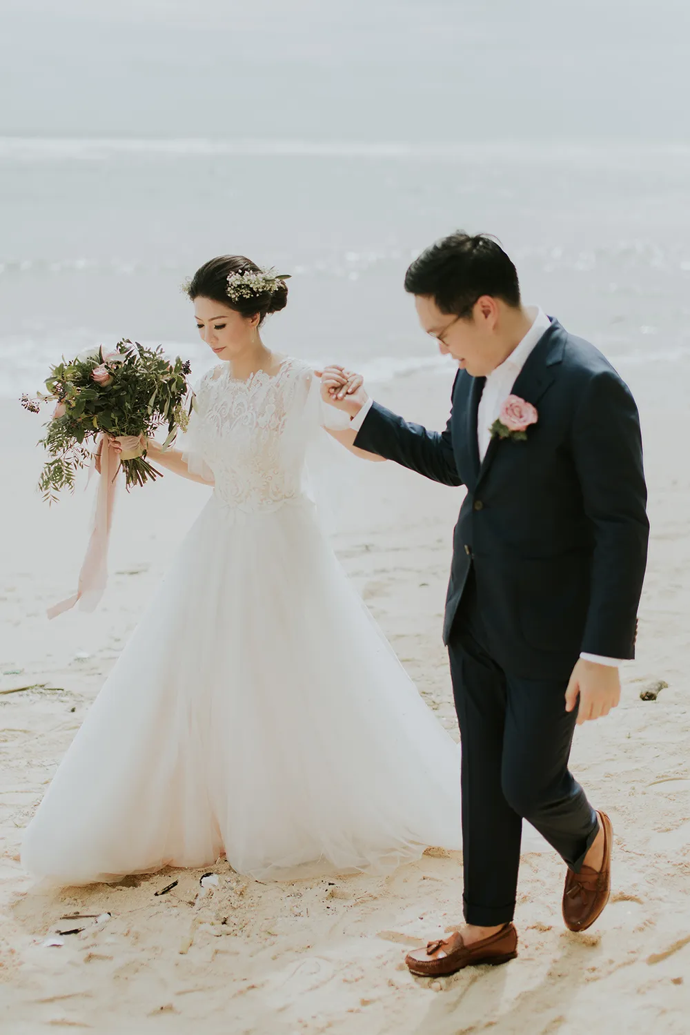 Photo by Punyan Photography. theweddingnotebook.com