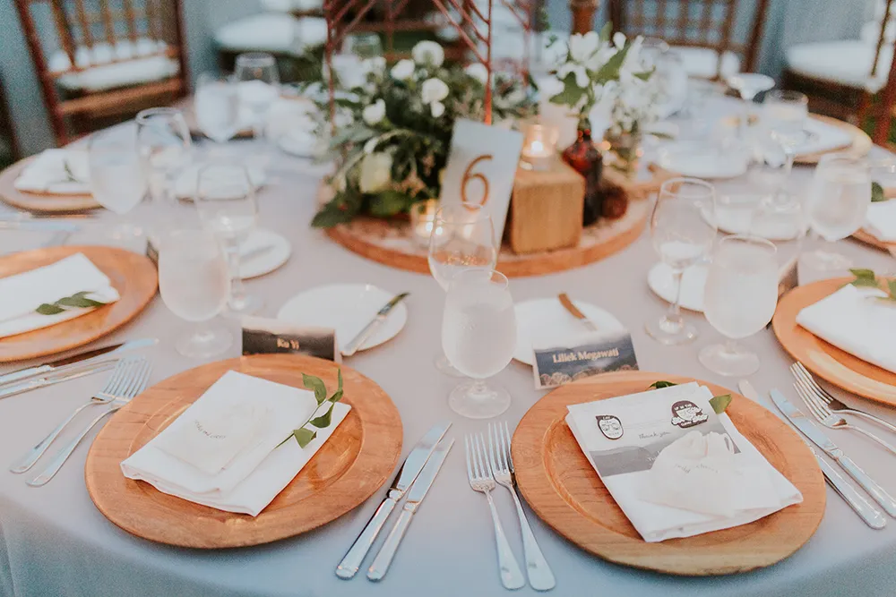 Photo by Punyan Photography. theweddingnotebook.com