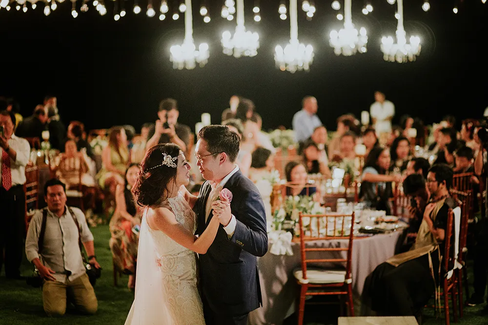 Photo by Punyan Photography. theweddingnotebook.com